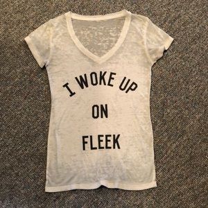 White tshirt on fleek